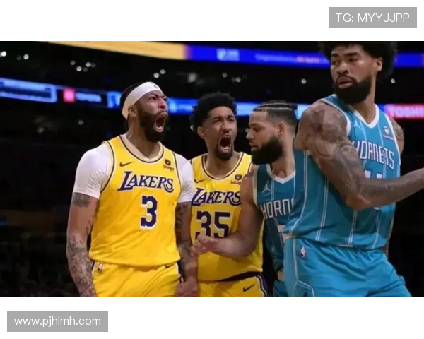 詹姆斯携手浓眉合砍60分 湖人逆转击败勇士迎来三连胜